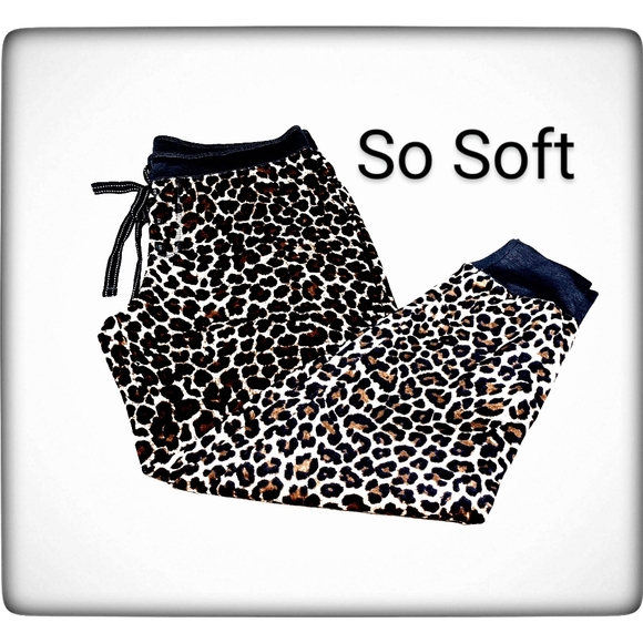 Secret Treasures Lounge Pants - Picture 1 of 10